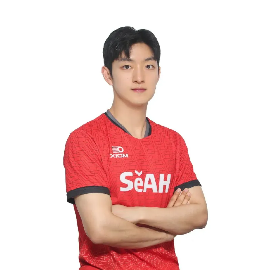 kim-byunghyeon.webp